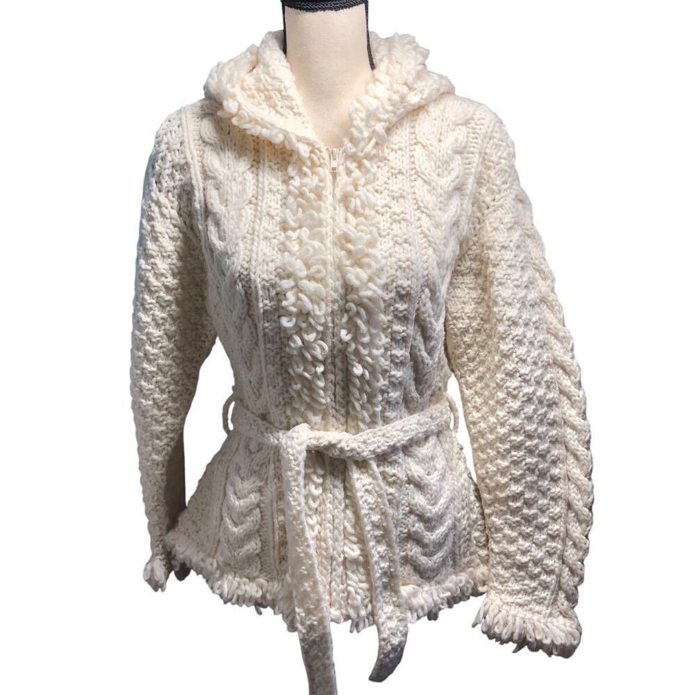 Chunky white zip up cardigan with hood by Indian creations large